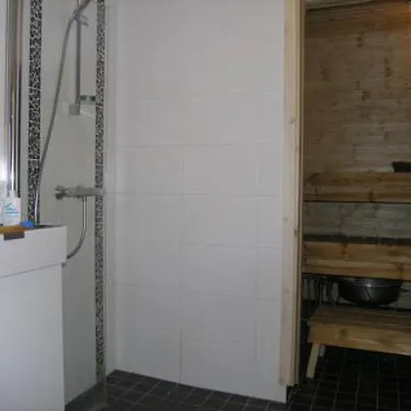 Holiday Pa¶lla¶npesa¤ Holiday home